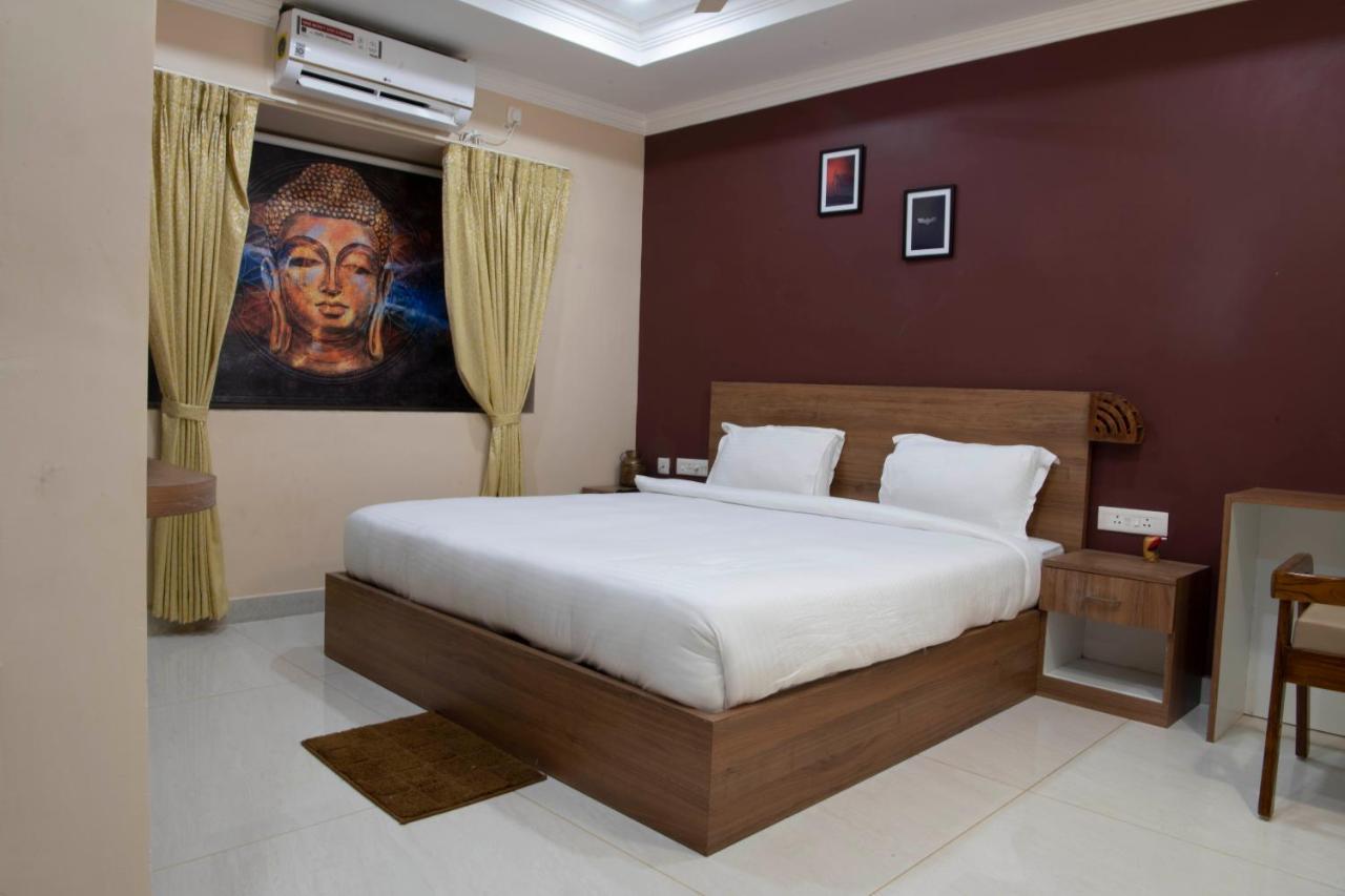 Hotel Airavat Bhubaneswar Exterior foto